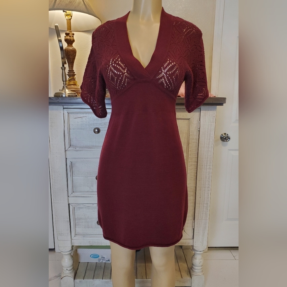 Elle Size XS Burgundy Knit Dress with Lace Sleeves